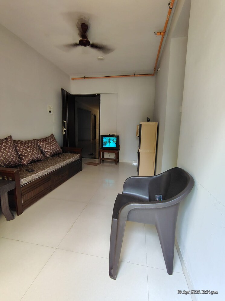 Living Room, kavya-i-c-colony 1 Bedroom 425 Sq.Ft. Apartment In Ghodbunder Road Thane 9547578
