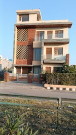 3 BHK 2000 Sq.Ft. Builder Floor in Aerocity