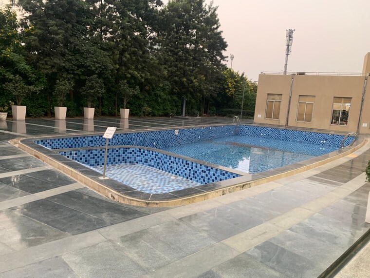 Swimming Pool, pioneer-park-araya 2 Bedroom 1365 Sq.Ft. Apartment In Sector 61 Gurgaon 9547584