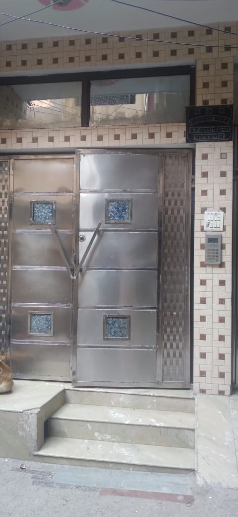 1.5 BHK Builder Floor For Rent in Patpar Ganj Village Opp C