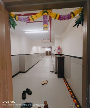 Furnished Amenities in 2 BHK Apartment at Worli – for Rent