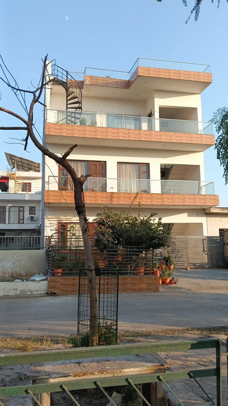 Cover Image, aerocity 2 Bedroom 1000 Sq.Ft. Builder Floor In Aerocity Mohali 9547600