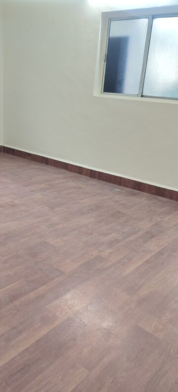 Room in 2 BHK Apartment at Matoshree Apartment Bhusari Colony, Kothrud – for Rent