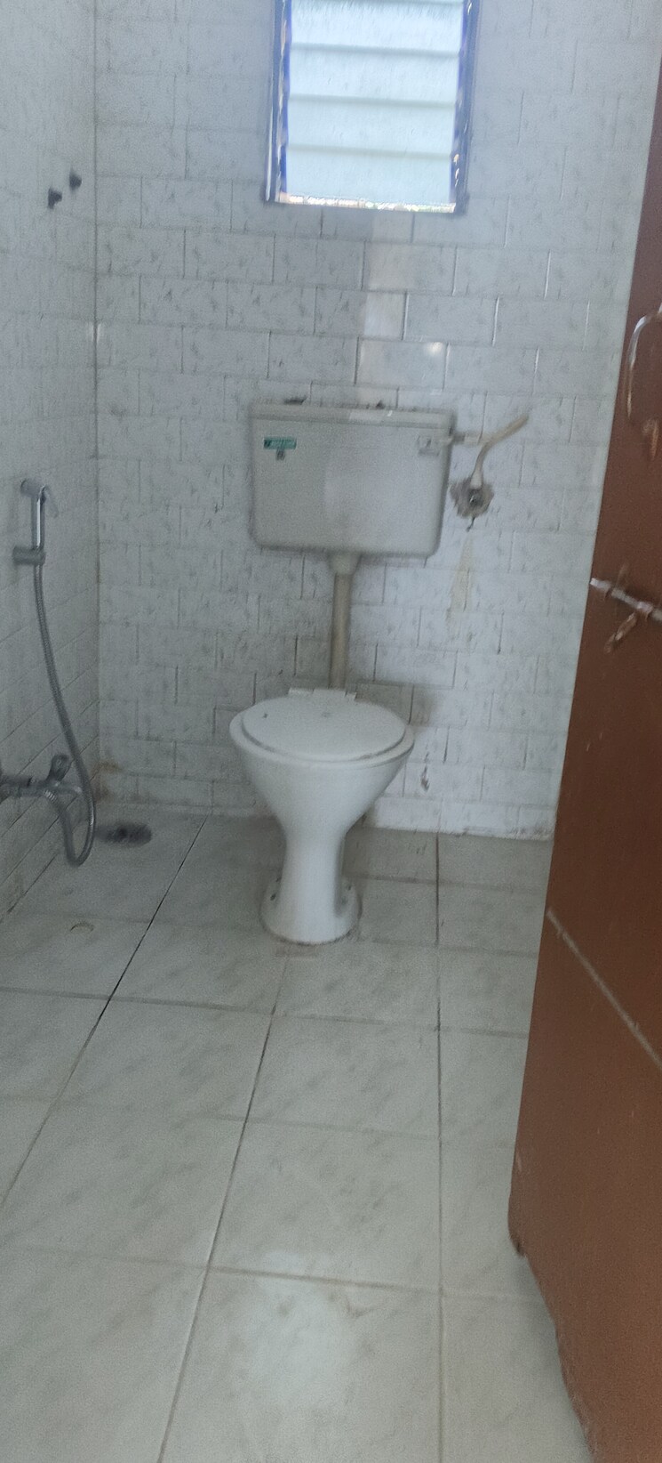 Bathroom, matoshree-apartment-bhusari-colony 2 Bedroom 1200 Sq.Ft. Apartment In Kothrud Pune 9547636