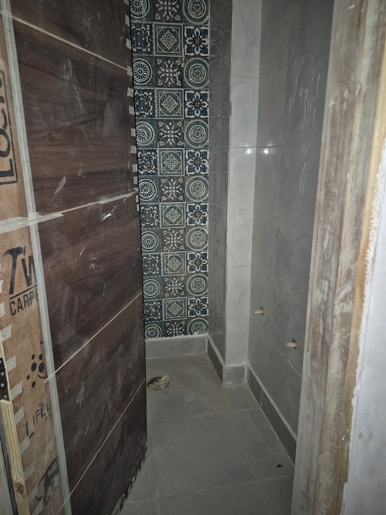 undefined, acharya niketan 2.5 Bedroom 450 Sq.Ft. Builder Floor In Acharya Niketan Delhi 9547726