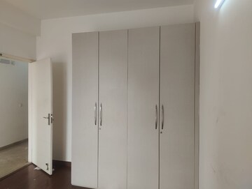 Furnished Amenities in 3 BHK Apartment at Mapsko Mount Ville, Sector 79 – for Rent