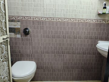 Bathroom in 2 BHK Apartment at Eden Woods complex, Manpada – for Sale