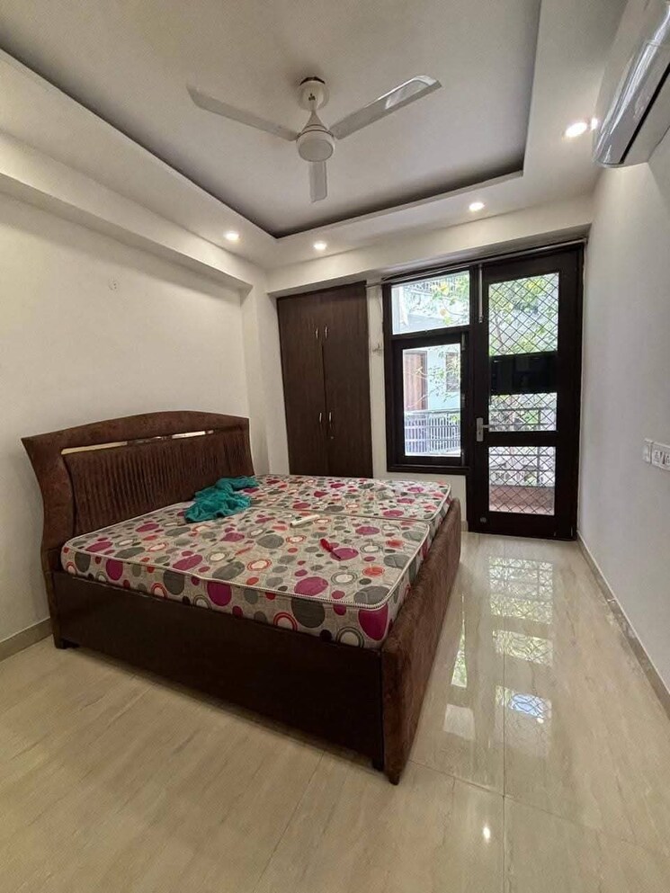 Master Bedroom, saket 3 Bedroom 1250 Sq.Ft. Builder Floor In Saket Delhi 9547752