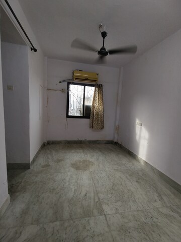 1 RK Apartment For Rent in Mantri Park, Goregaon East