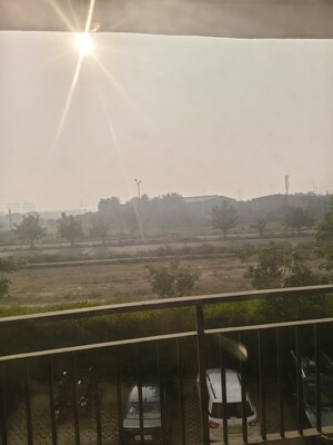 Plot Area in 3 BHK Apartment at Pareena The Elite Residences, Sector 99 – for Rent