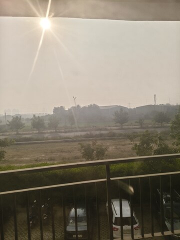 Plot Area in 3 BHK Apartment at Pareena The Elite Residences, Sector 99 – for Rent