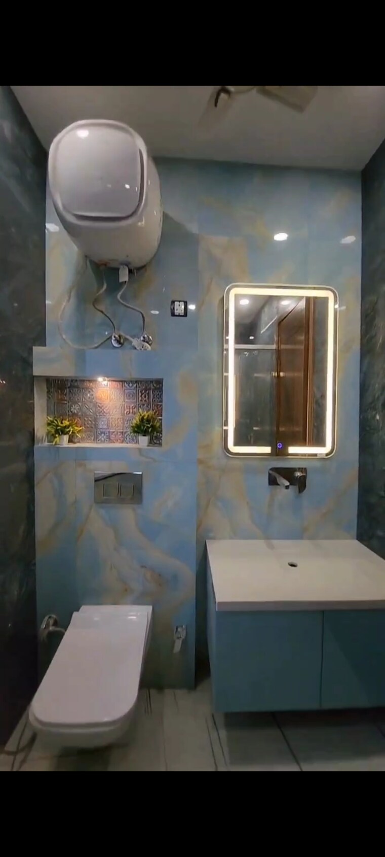 Bathroom, naraina industrial area phase 1 4 Bedroom 252 Sq.Yd. Builder Floor In Naraina Industrial Area Phase 1 Delhi 9547763