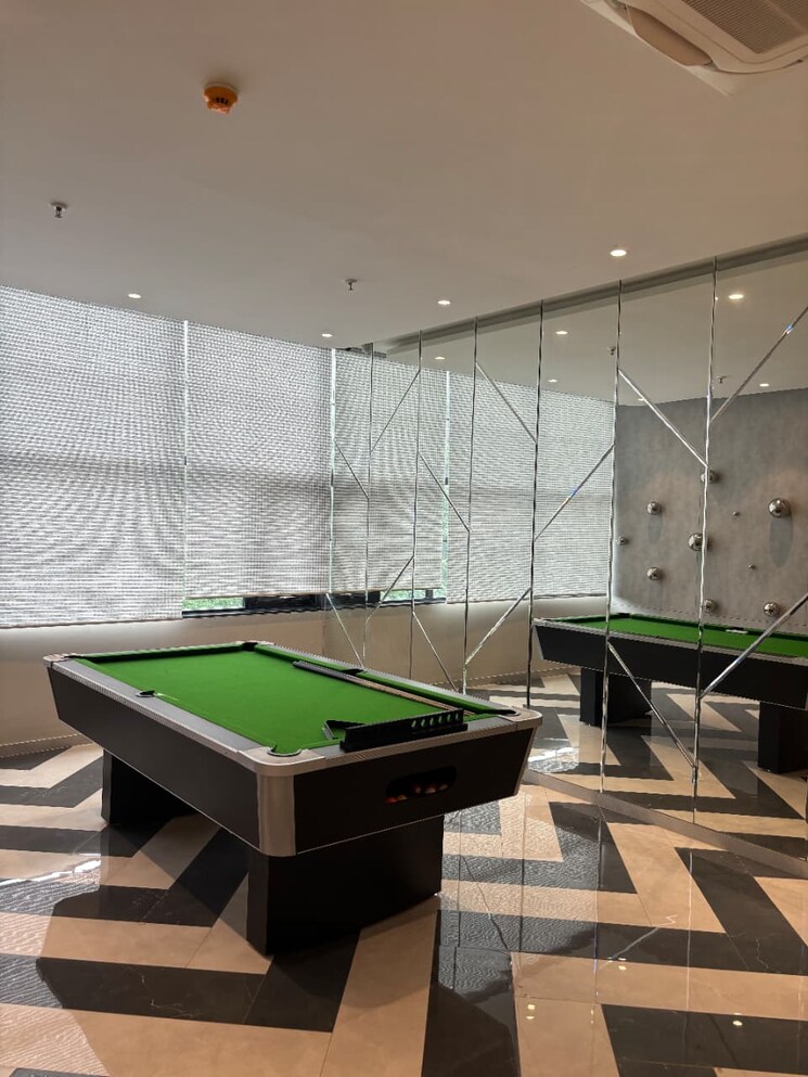 Team Area, oberoi-eternia 3 Bedroom 912 Sq.Ft. Apartment In Mulund West Mumbai 9548006