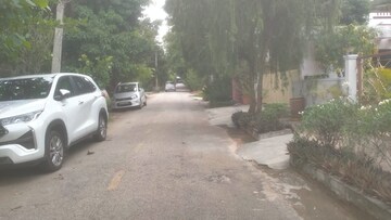 Parking in 4 BHK Villa at Kattigenahalli – for Rent