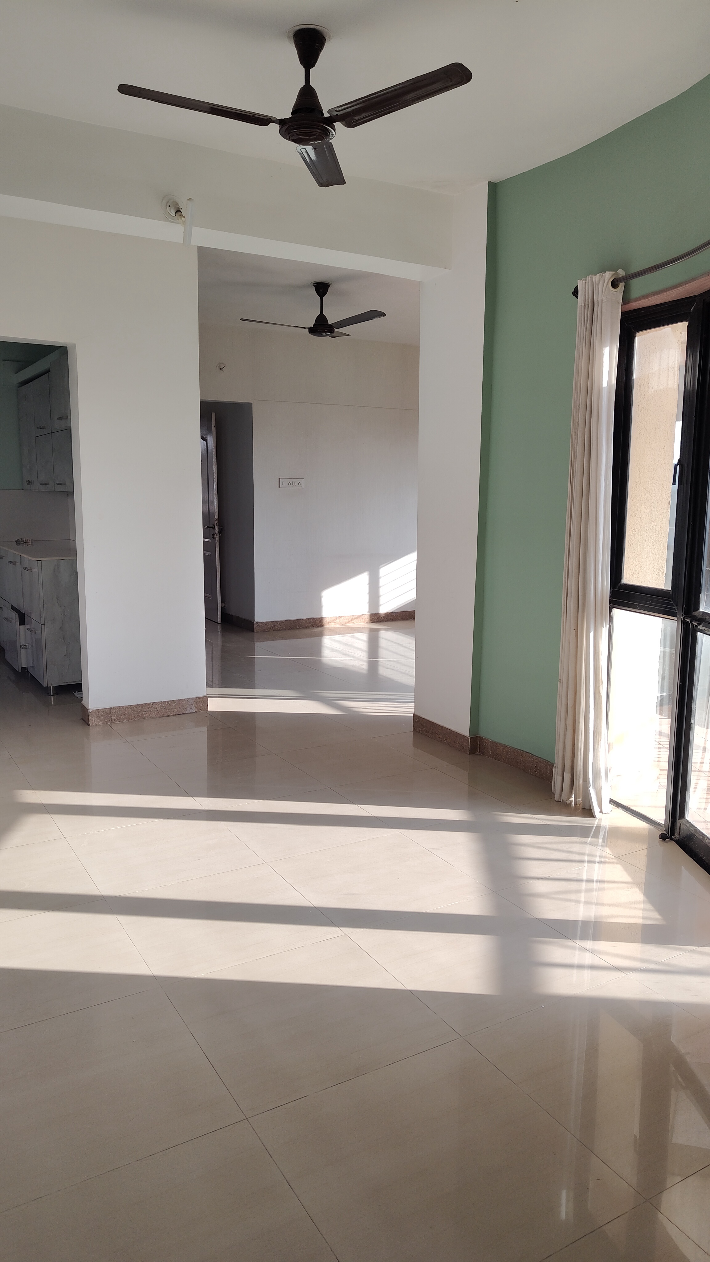 2 BHK + Pooja Room Apartment For Rent in Magarpatta Jasminium
