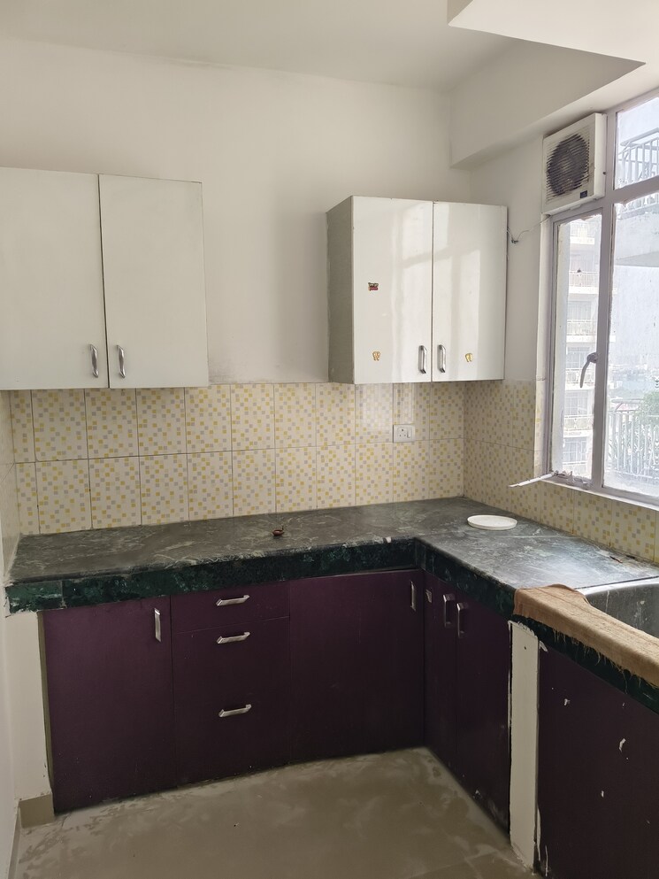 Kitchen, zara-aavaas 2 Bedroom 762 Sq.Ft. Apartment In Sector 104 Gurgaon 9548002