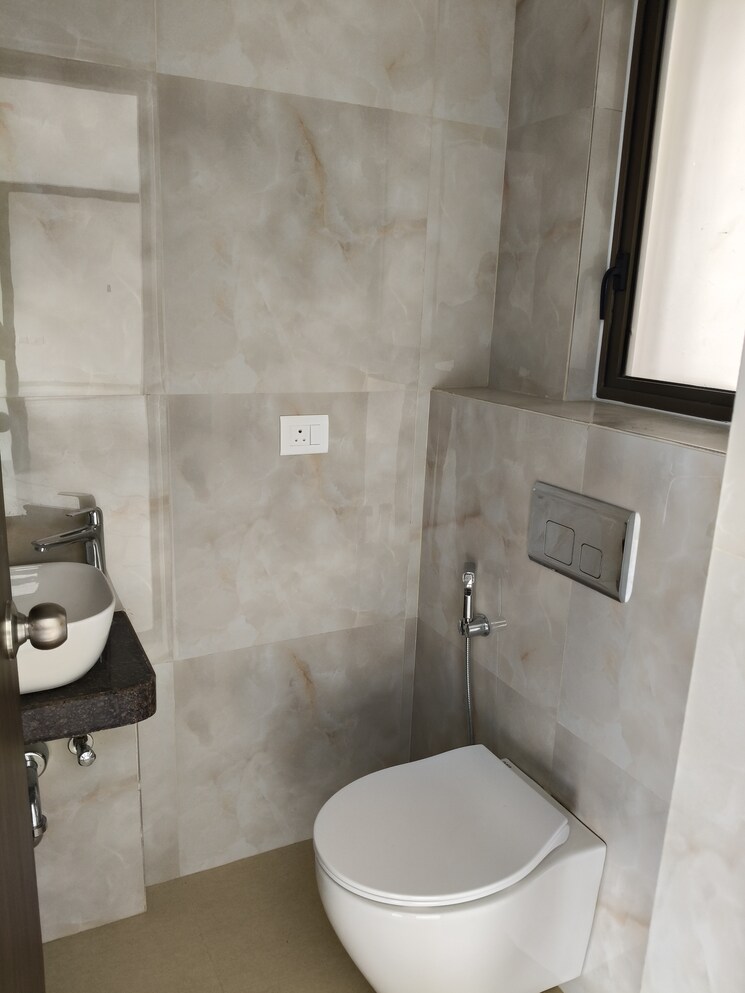 Bathroom, raymond-ten-x-vibes 1 Bedroom 450 Sq.Ft. Apartment In J K Gram Thane 9548232