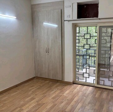 Room in 3 BHK Apartment at Puri Aman Vilas, Sector 89 – for Rent