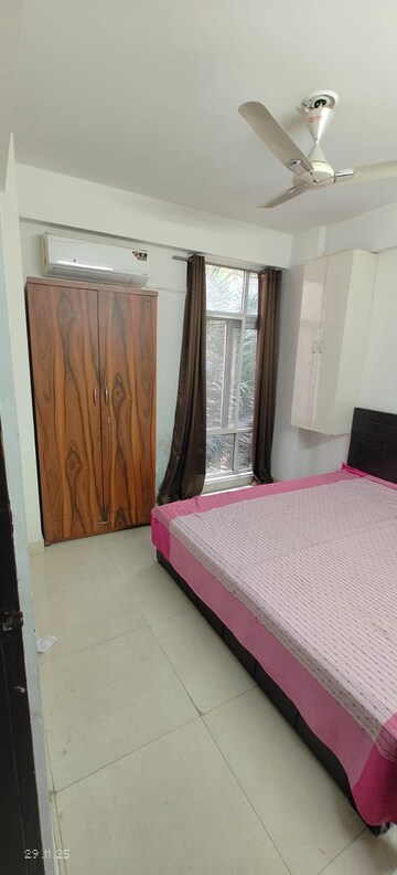 Bedroom in 2 BHK Apartment at Signature Global Andour Height, Sector 71 – for Rent