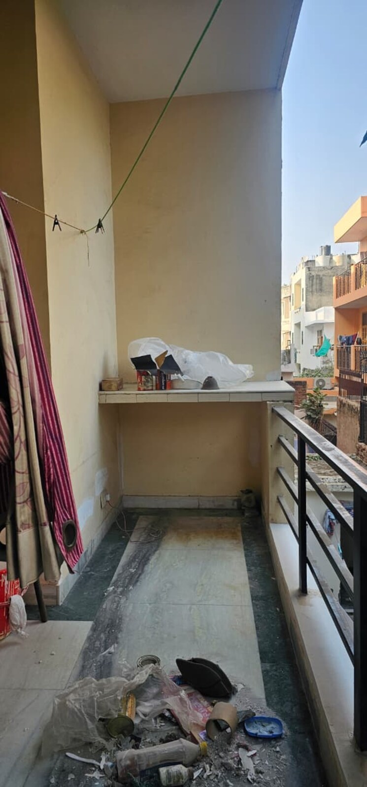 Balcony, sector 45 3 Bedroom 263 Sq.Ft. Builder Floor In Sector 45 Gurgaon 9548263