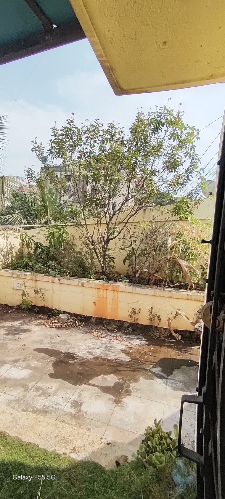 Garden, warje 2 Bedroom 1500 Sq.Ft. Apartment In Warje Pune 9548276