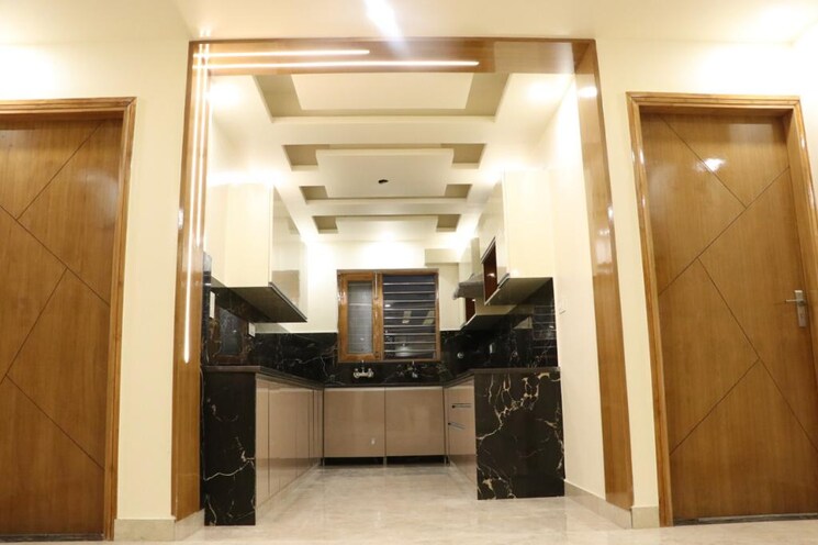 Kitchen, bptp-park-elite-floors 3 Bedroom 250 Sq.Yd. Builder Floor In Sector 85 Faridabad 9548267
