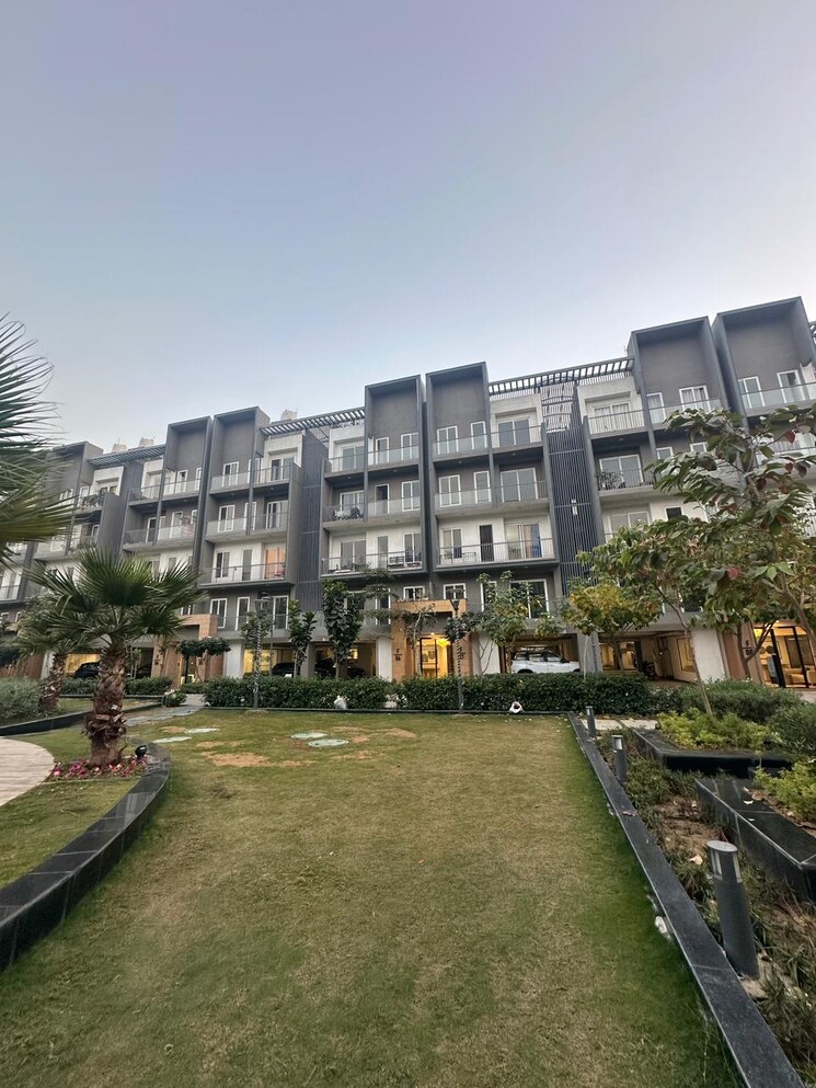 Exterior View, zara-aavaas 2 Bedroom 762 Sq.Ft. Apartment In Sector 104 Gurgaon 9548261