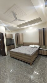 1 Rk  450 Sq.Ft. Independent House in Sector 24