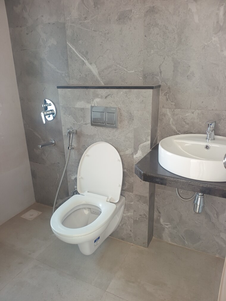 Bathroom, micl-aaradhya-highpark 2 Bedroom 762 Sq.Ft. Apartment In Mira Road Thane 9548305