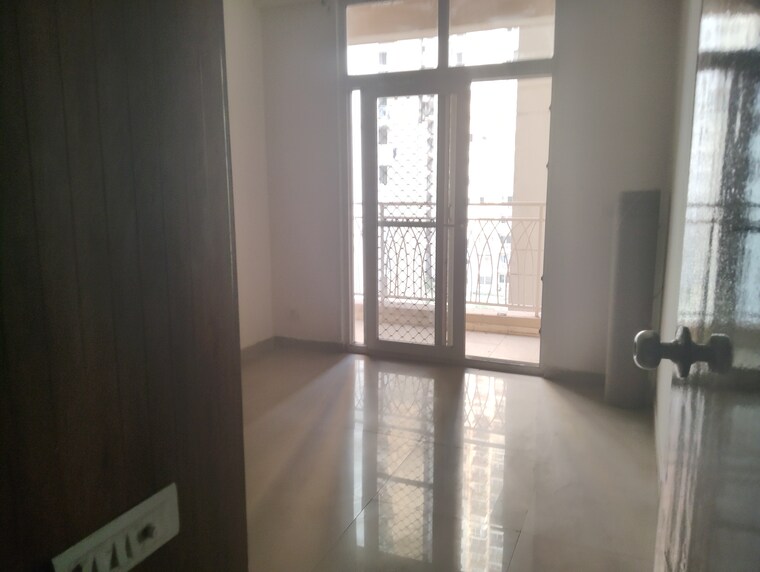 Room, mahagun-mywoods 3 Bedroom 1520 Sq.Ft. Apartment In Sector 16c Greater Noida Greater Noida 9548345
