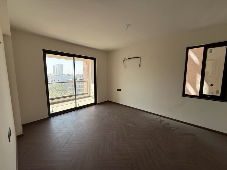 Room, shree-luxurio-75-residences 3 Bedroom 2420 Sq.Ft. Apartment In Serilingampally Hyderabad 9548344