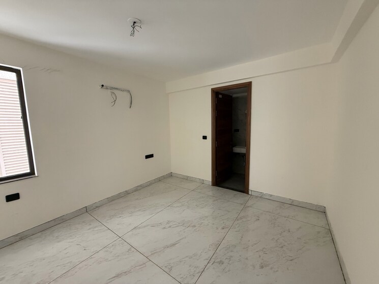 Room, shree-luxurio-75-residences 3 Bedroom 2420 Sq.Ft. Apartment In Serilingampally Hyderabad 9548344