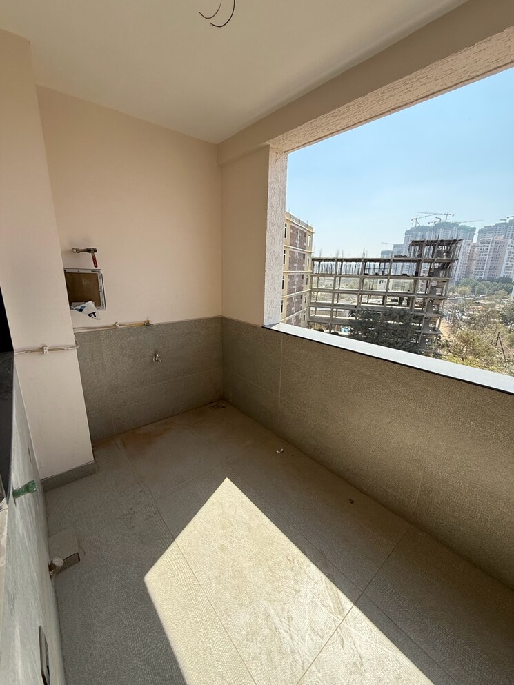 Balcony, shree-luxurio-75-residences 3 Bedroom 2420 Sq.Ft. Apartment In Serilingampally Hyderabad 9548344