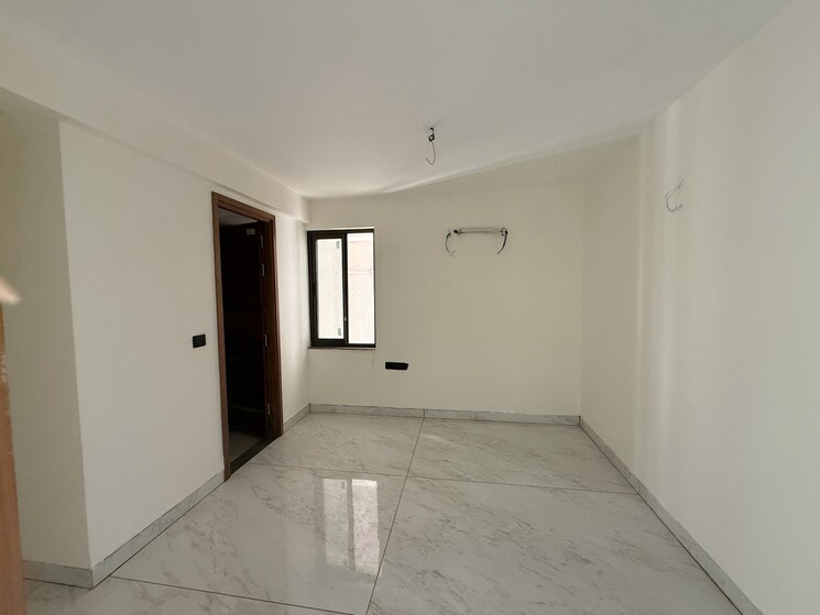 Room, shree-luxurio-75-residences 3 Bedroom 2420 Sq.Ft. Apartment In Serilingampally Hyderabad 9548344