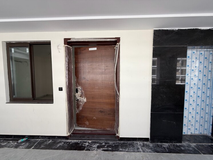 Entrance, shree-luxurio-75-residences 3 Bedroom 2420 Sq.Ft. Apartment In Serilingampally Hyderabad 9548344