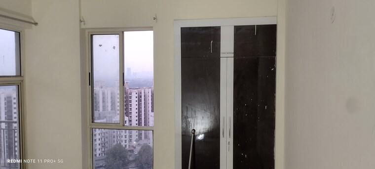 Balcony, imperia-esfera 2.5 Bedroom 1578 Sq.Ft. Apartment In Sector 37c Gurgaon 9548398