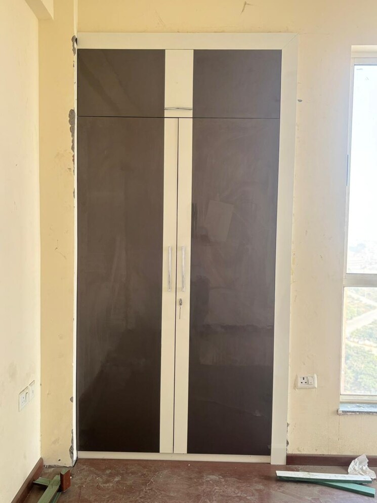 Room, imperia-esfera 2.5 Bedroom 1578 Sq.Ft. Apartment In Sector 37c Gurgaon 9548398