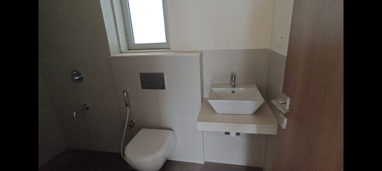 Bathroom, piramal-vaikunth-vairat 2 Bedroom 708 Sq.Ft. Apartment In Balkum Pada Thane 9548402