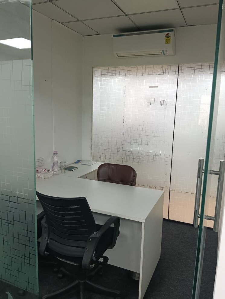Team Area, sector 63 Commercial Office Space 1200 Sq.Ft. In Sector 63 Noida 9548427