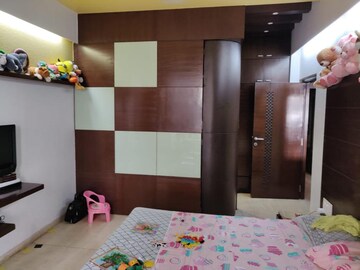 Bedroom in 1 BHK Apartment at Prem Court CHS, Peddar Road – for Rent