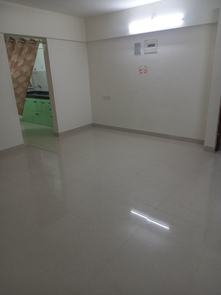 Room, kalyani nagar 1 Bedroom 650 Sq.Ft. Apartment In Kalyani Nagar Pune 9548434