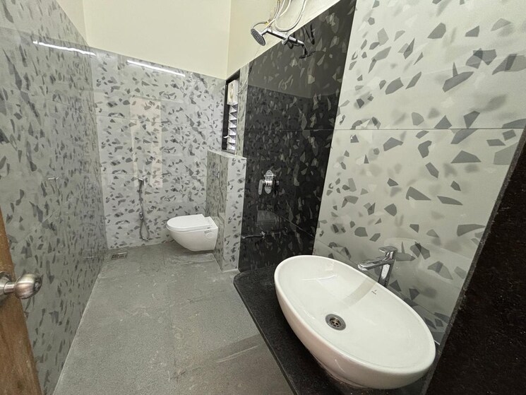 Bathroom, bu-bhandari-swami-samarth 4 Bedroom 2200 Sq.Ft. Villa In Pashan Pune 9548450