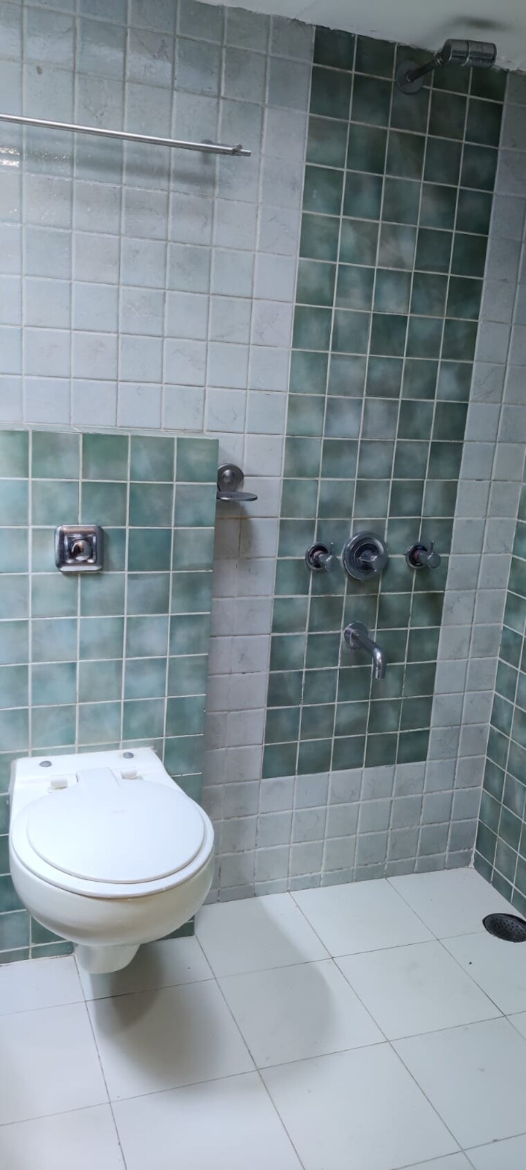 Bathroom, rustomjee-athena 3 Bedroom 950 Sq.Ft. Apartment In Majiwada Thane 9548458