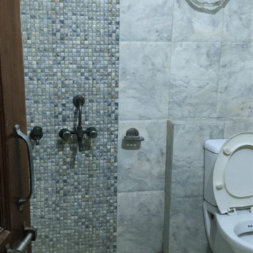 Bathroom in 3 BHK Builder Floor at RWA Apartments Sector 50, Sector 50 – for Rent