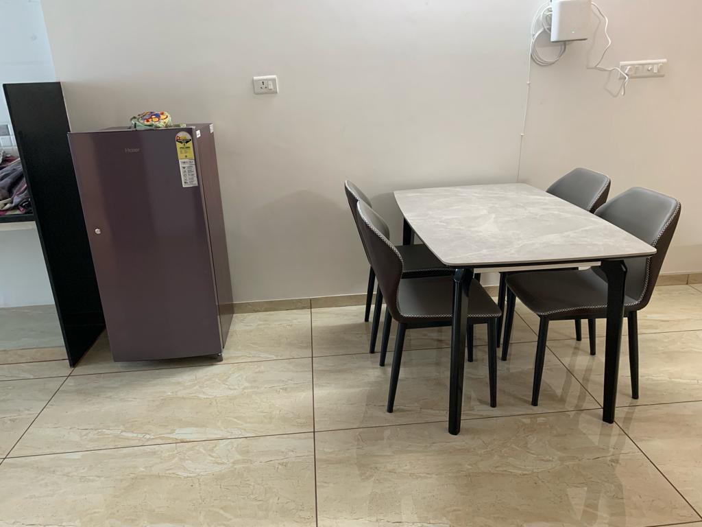 4 BHK + Pooja Room Villa For Rent in Jaldeep Casa