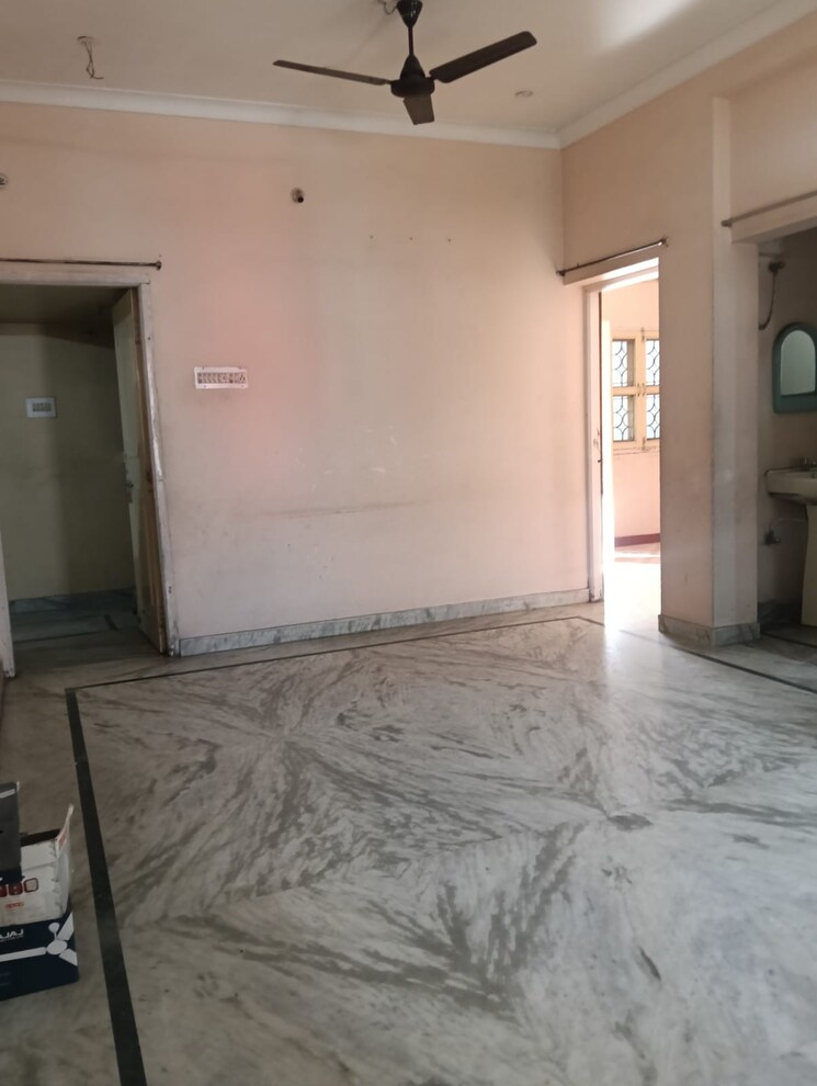 Room, samta colony 2 Bedroom 1401 Sq.Ft. Independent House In Samta Colony Raipur 9548501
