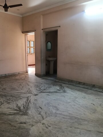 Room in 2 BHK Independent House at Samta Colony – for Rent