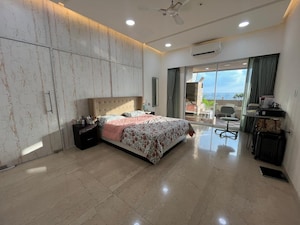 Parking in 3 BHK Apartment at Lokhandwala Minerva Mahalaxmi, Mahalaxmi – for Rent