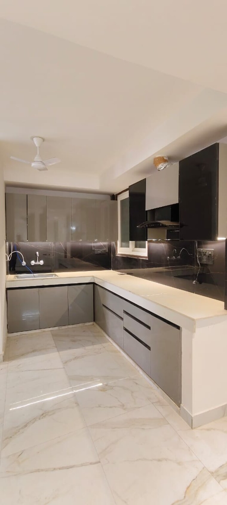 Kitchen, saket 3 Bedroom 1450 Sq.Ft. Builder Floor In Saket Delhi 9548565