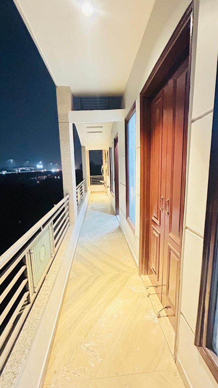 undefined, vivek vihar 4 Bedroom 2475 Sq.Ft. Builder Floor In Vivek Vihar Delhi 9548561